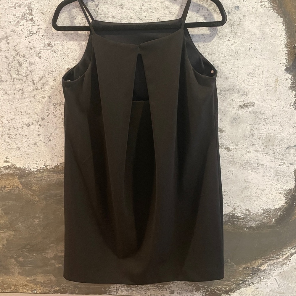 🔴LBD Simple modern mini dress